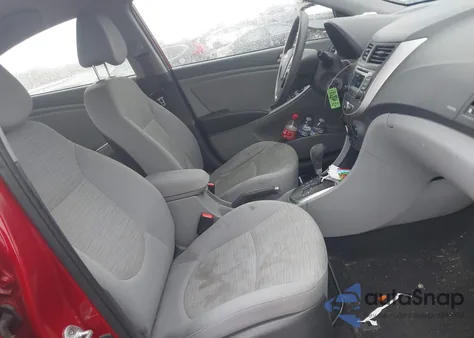 2017 Hyundai Accent Value Edition z USA, uszkodzony, nr VIN KMHCT4AE2HU373711